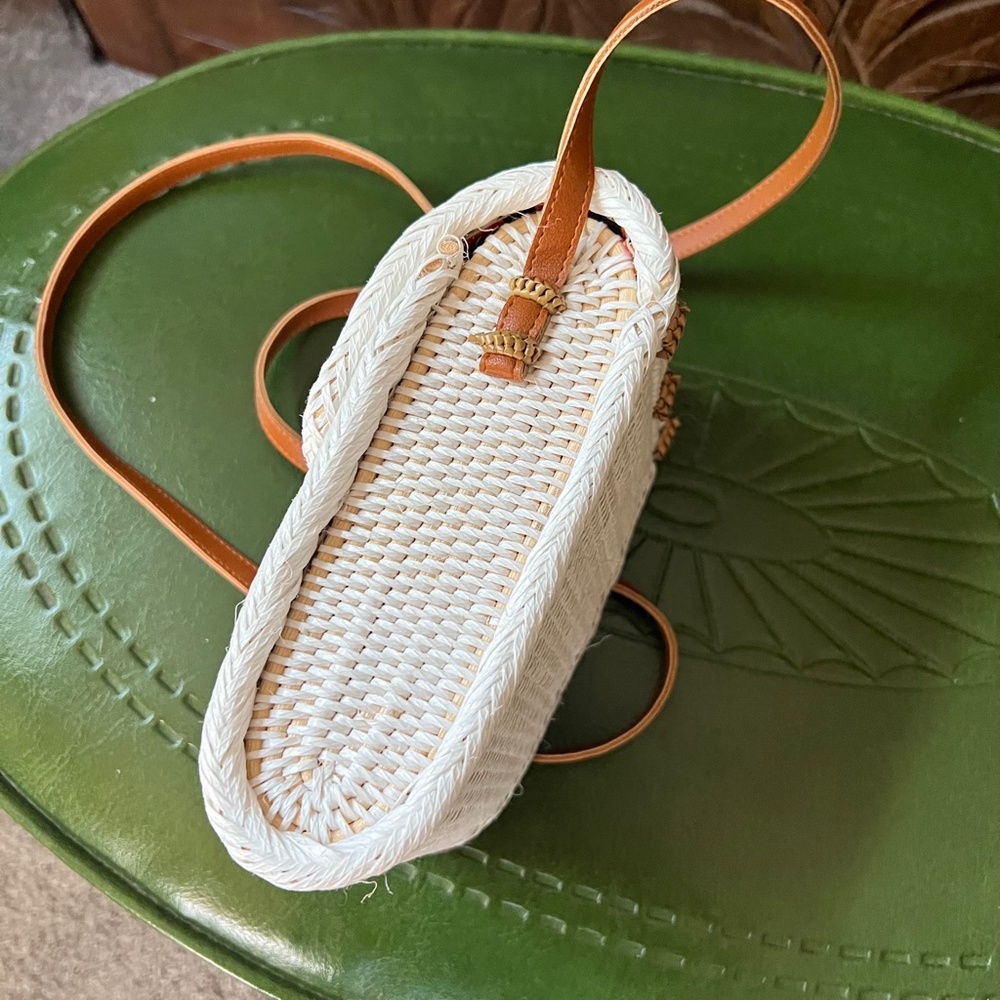NWOT - Rattan Purse - Picture 3 of 6